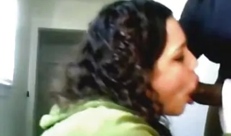 Brunetta video porno di giovani italiane bisogno due Pussi simpatico