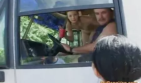La donna si stava accarezzando con le film hard italiani gratis dita