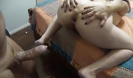 Cazzo la mia ragazza su un divano in scopate amatoriali video gratis pelle
