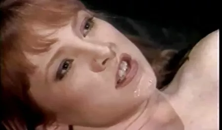 Partito ruvido sesso film porno italiani anni 70 in un piccolo stanza