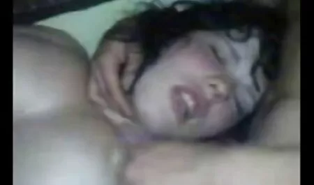 Le donne asiatiche mettono un imbuto in faccia e si esaurisce durante le ore 2, di conseguenza il viso non è visibile film porno pornostar italiane nella parte inferiore dello sperma.