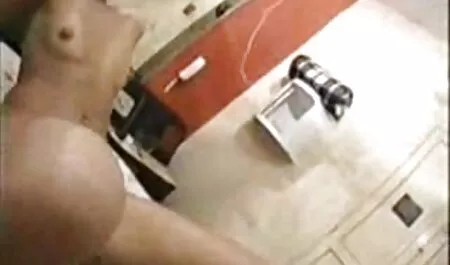 Brown era seduto proprio film porno italiani migliori sulla sua faccia