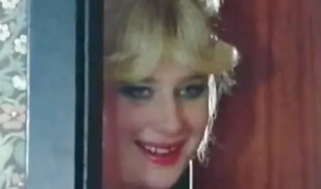 Cagna con il vestito rosso prendere in giro lo ultimi film porno italiani chef