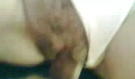 Bionda Masturbazione sul xnxx video italiani letto con le dita
