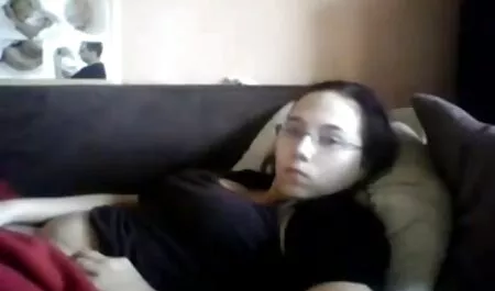 L'uomo scopata con video amatoriali hard italiani il cazzo e le dita
