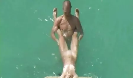 Leccare video amatoriali gratis xxx tutti i buchi Laura e il suo cazzo