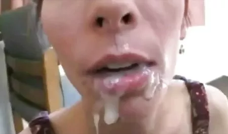 Ragazze giovane e fragile in film hard italiani incesti il middle di un partito sesso anale totale
